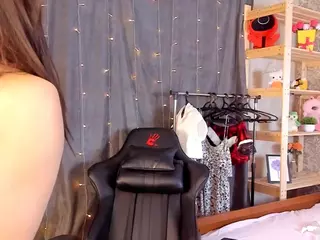 MichelMomsen's Live Sex Cam Show