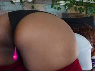 bbwnextdoor's Live Sex Cam Show
