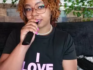 bbwnextdoor's Live Sex Cam Show
