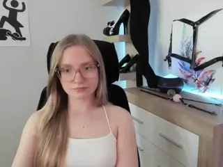 NancySTAR's Live Sex Cam Show