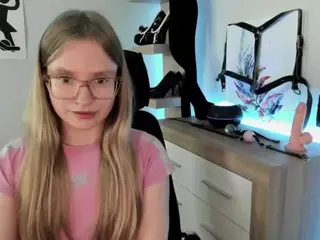NancySTAR's Live Sex Cam Show