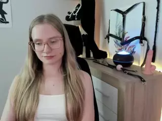NancySTAR's Live Sex Cam Show