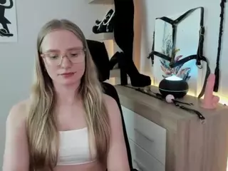 NancySTAR's Live Sex Cam Show
