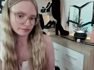 NancySTAR's Live Sex Cam Show