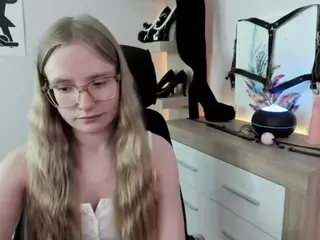 NancySTAR's Live Sex Cam Show