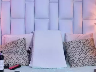 IrisRoss's Live Sex Cam Show