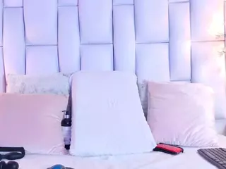IrisRoss's Live Sex Cam Show