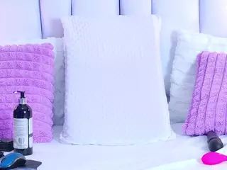 IrisRoss's Live Sex Cam Show