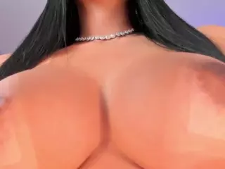 Miley Cruz's Live Sex Cam Show