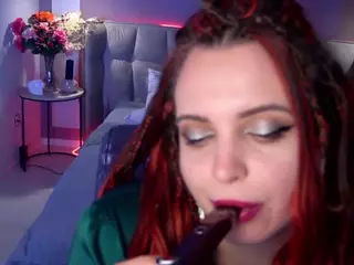 mayamils's Live Sex Cam Show