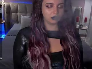 mayamils's Live Sex Cam Show