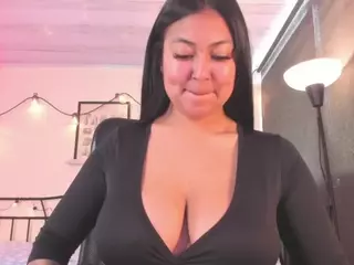 pocahontaspower's Live Sex Cam Show