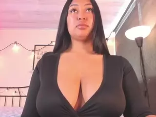 pocahontaspower's Live Sex Cam Show