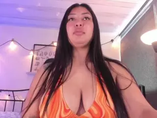 pocahontaspower's Live Sex Cam Show
