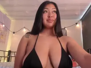 pocahontaspower's Live Sex Cam Show