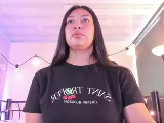 pocahontaspower's Live Sex Cam Show