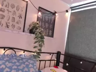 pocahontaspower's Live Sex Cam Show