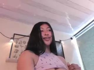 pocahontaspower's Live Sex Cam Show