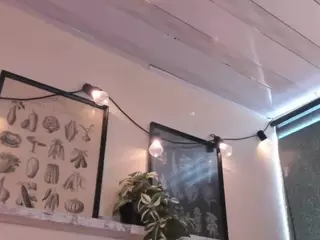 pocahontaspower's Live Sex Cam Show