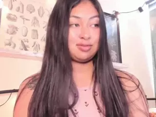 pocahontaspower's Live Sex Cam Show