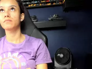 SamanthaWatsonn's Live Sex Cam Show