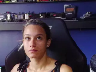 SamanthaWatsonn's Live Sex Cam Show