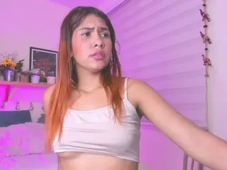 soy-sarah's Live Sex Cam Show