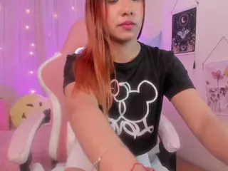 soy-sarah's Live Sex Cam Show