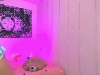 soy-sarah's Live Sex Cam Show