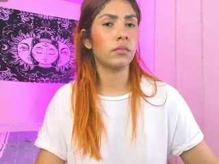 soy-sarah's Live Sex Cam Show