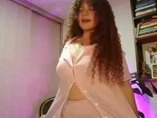 Merida-Red's Live Sex Cam Show
