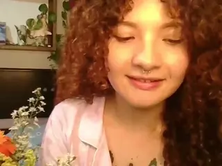 Merida-Red's Live Sex Cam Show