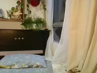 Merida-Red's Live Sex Cam Show