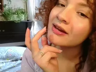 Merida-Red's Live Sex Cam Show