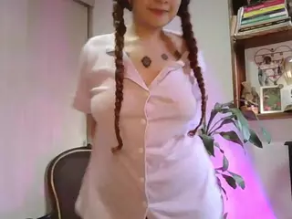Merida-Red's Live Sex Cam Show