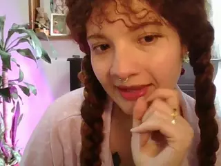 Merida-Red's Live Sex Cam Show
