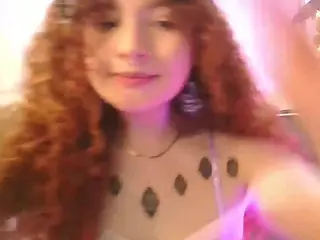 Merida-Red's Live Sex Cam Show
