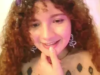 Merida-Red's Live Sex Cam Show
