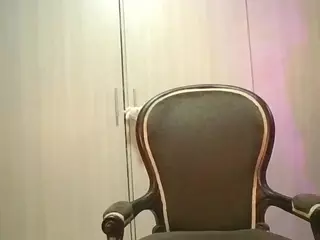 Merida-Red's Live Sex Cam Show