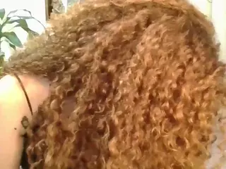 Merida-Red's Live Sex Cam Show