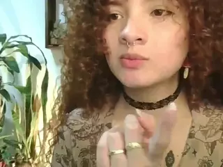 Merida-Red's Live Sex Cam Show
