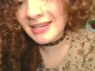Merida-Red's Live Sex Cam Show