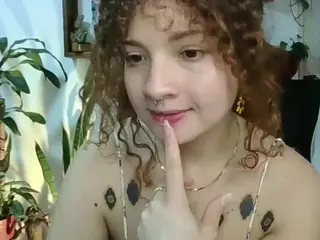 Merida-Red's Live Sex Cam Show
