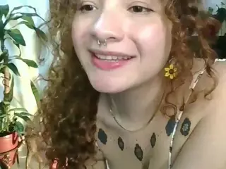 Merida-Red's Live Sex Cam Show
