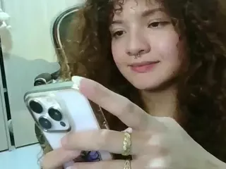Merida-Red's Live Sex Cam Show