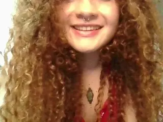 Merida-Red's Live Sex Cam Show