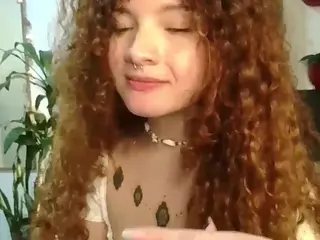 Merida-Red's Live Sex Cam Show