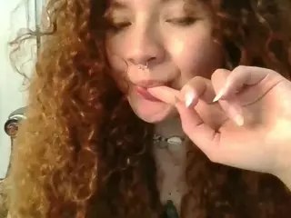 Merida-Red's Live Sex Cam Show