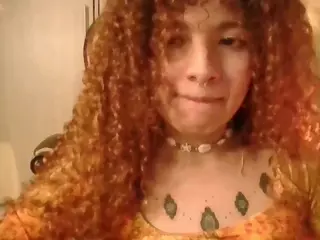 Merida-Red's Live Sex Cam Show