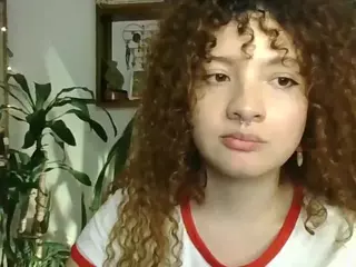Merida-Red's Live Sex Cam Show